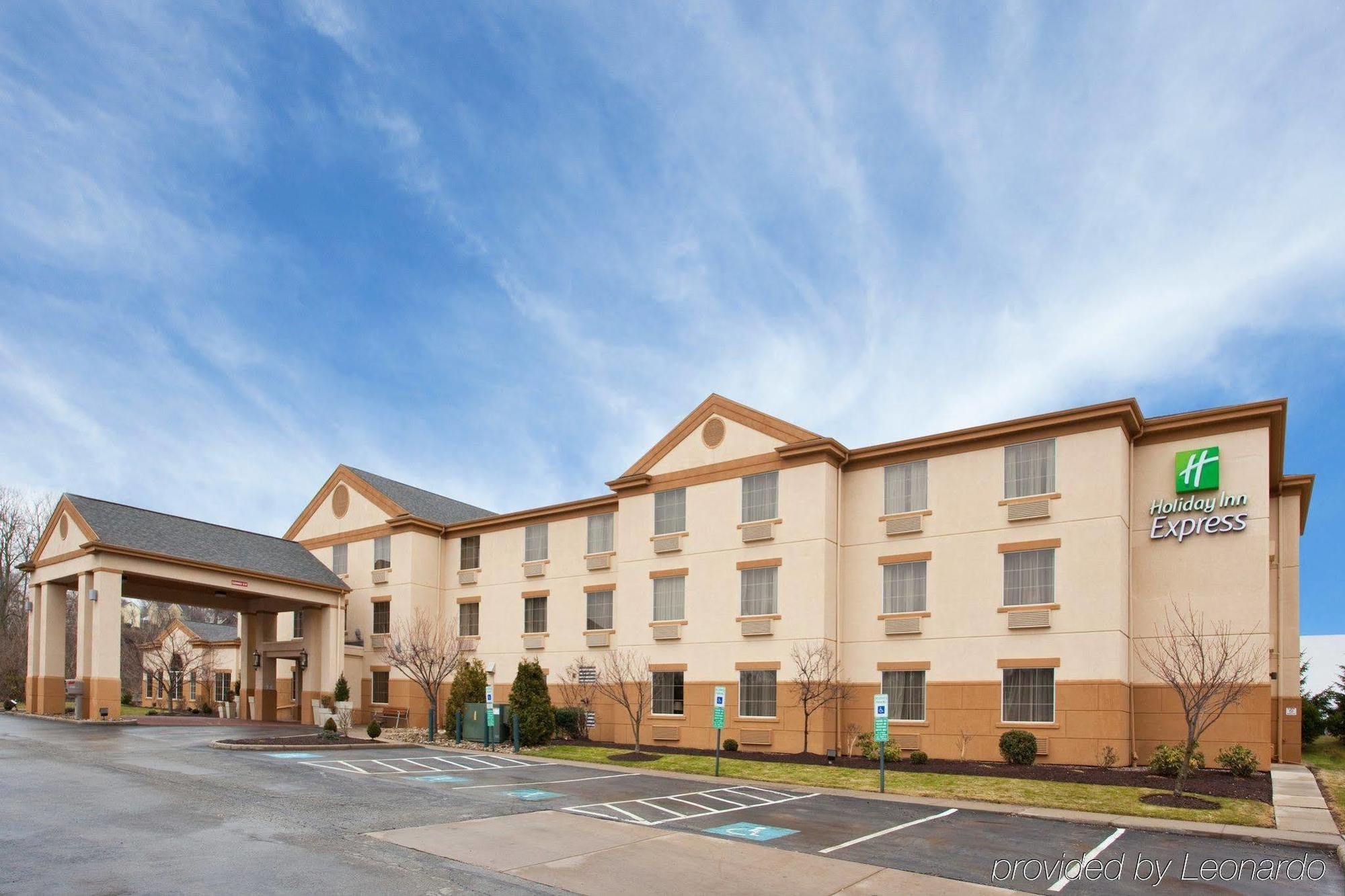 Express Pittsburgh-bridgeville By Ihg 2*