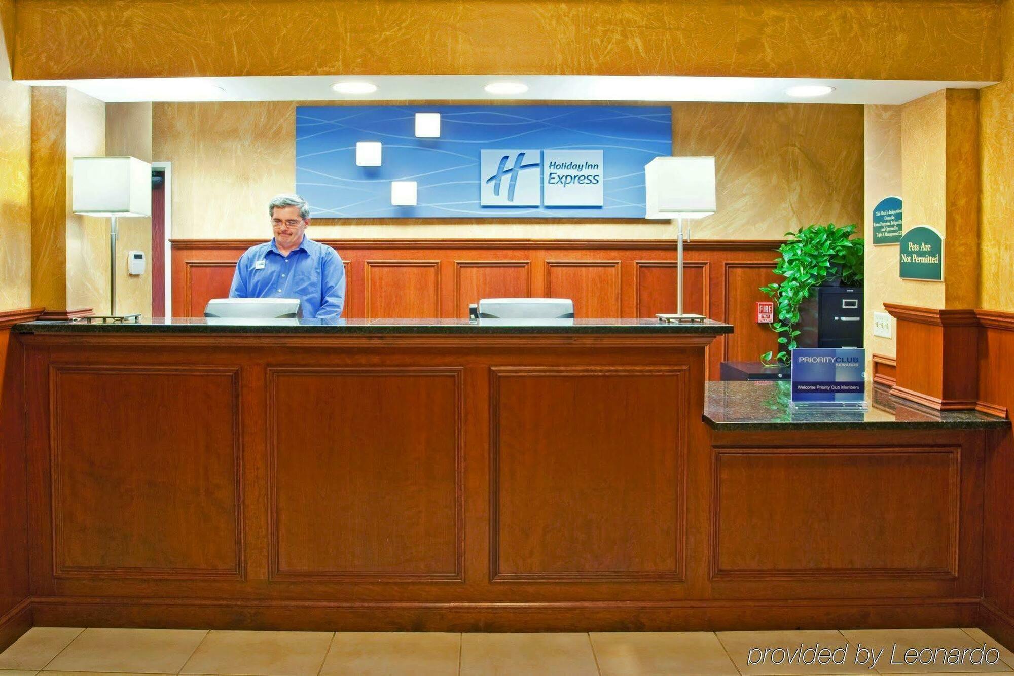 Express Pittsburgh-bridgeville By Ihg Hotel 2*